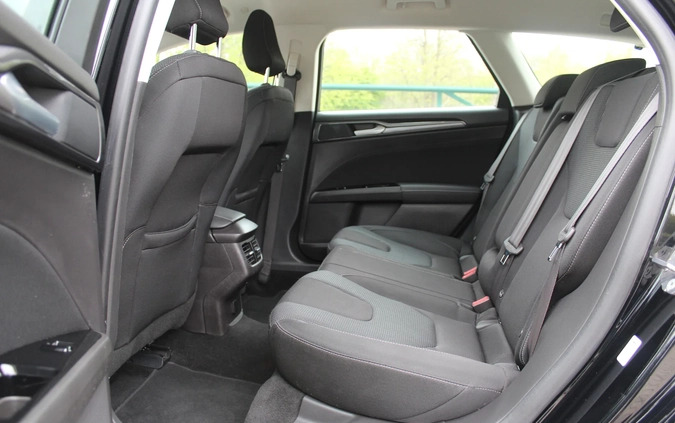 Ford Mondeo cena 79900 przebieg: 107500, rok produkcji 2019 z Kałuszyn małe 407